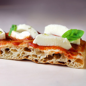 Harina de Pizza Orgánica Antico Molino Rosso Capri Tipo 1, Molido en Piedra, Bolsa de 12.5 kg, Hecho en Italia - Product Image 2