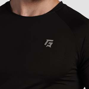 T-shirt de sport en mesh noir pour la salle de sport, vêtements de fitness - Product Image 4