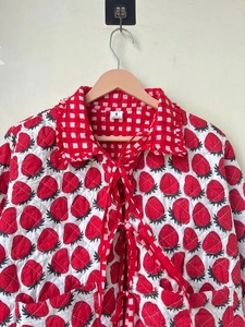 Strawberry matelassé motif floral mignon manteau d'hiver col à volants Boho unisexe veste en coton avec fermeture à bouton cadeau de noël - Product Image 2