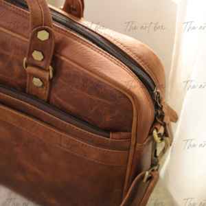 Funda para Portátil de Cuero Genuino Personalizada con Logotipo, de 12/13/14/15/15.6 Pulgadas, Duradera, Ligera, Portátil, Impermeable, Estilo Coreano Simple - Product Image 5