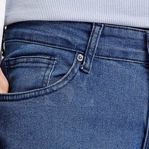 Pantalones vaqueros de hombre con estilo y lavado de nieve de alta calidad con logotipo personalizado, Pantalones vaqueros de pierna recta para jóvenes, pantalones vaqueros de color sólido para hombre - Product Image 4