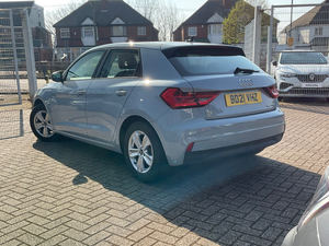 USADO LHD/RHD 2021 AUDI A1 1,0 30 TFSI TECHNIK - Product Image 2