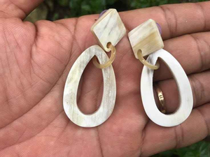 ต่างหูห้อยฮอร์นธรรมชาติสไตล์วินเทจสำหรับผู้หญิงแฟชั่นทันสมัยรูปควายวัวฮอร์นคอลอร์นคอลโลวิน - Product Image 6