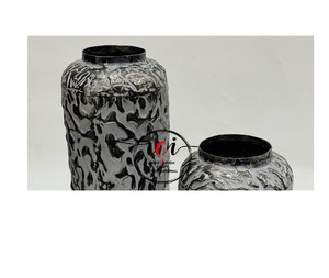 Jarrón de Piso de Aluminio Estilo Art Deco Personalizado por Innovation Craft con Logotipo Personalizado para Decoración del Hogar, Bodas y Navidad - Product Image 3