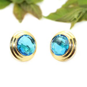 Pendientes de tuerca chapados en oro de 22K con piedra de corte de ónix verde de forma redonda moderna, joyería de latón de diseño moderno para mujer, venta al por mayor - Product Image 6