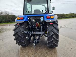Nouveau tracteur Solis 75 Shuttle XL 4WD avec cabine, moteur 160 ch, 40 ch, 30 ch, 45 ch, 70 ch, 180 ch, roues 2WD, type de transmission 4x4 - Product Image 6
