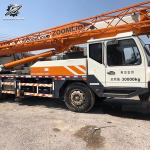 Grúa Hidráulica Usada ZoomlionQY25V de 25 Toneladas, Grúa Telescópica con Pluma de hasta 58 m, Marca China Original, Pocas Horas de Uso, Certificación CE - Product Image 2