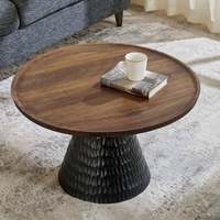 Table basse moderne dorée avec dessus en marbre Dernier design tendance pour la décoration de meubles de salon Table centrale en métal