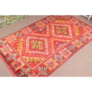 5.9x9.2 ft Turkish Rug, <b>Red</b> Bordered Vintage Rug <b>Wool</b> - Product Image 2