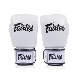Gants de boxe Pro Fight Fairtex de qualité supérieure, logo personnalisé, gants d'entraînement Fairtex pour le kick-boxing, gants blancs OEM Fairtex - Product Image 1