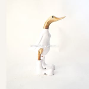 Estatuilla de pato de bambú ecológica, artesanía decorativa hecha a mano para el hogar, bodas, graduaciones, regalos de cumpleaños - Product Image 2