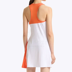 Uniformes de tenis de ropa deportiva de último diseño Uniformes de tenis de color sólido con impresión personalizada - Product Image 5