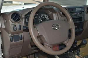 TOYOTA PICK-UP - Product Image 5