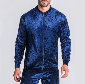 Survêtement en velours à impression numérique pour hommes Offre Spéciale anti-rides top tendance Survêtement en velours entièrement personnalisé avec les meilleures choses - Product Image 3