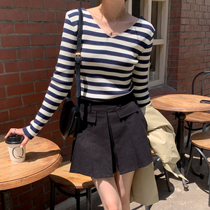 เสื้อผ้าถักสองทางสำหรับใส่ประจำวัน - Product Image 1