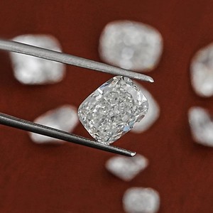 Meilleur prix 1-5 ct toutes les tailles disponibles IGI certifié coussin coupe laboratoire cultivé diamant pour la fabrication de bijoux pierres en vrac stock en inde - Product Image 4
