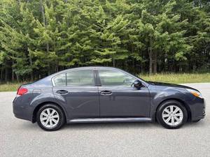 Prix bas Subaru Legacy 2011 2. 5 voitures d'occasion de qualité supérieure à vendre - Product Image 5