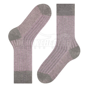 2023 Design de logo personnalisé Chaussettes tricotées antidérapantes noires de haute qualité quantité minimale de commande bas Chaussettes longues douces toutes saisons - Product Image 4