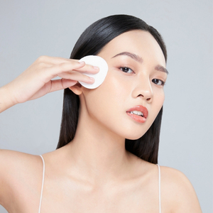 Le toner anti-âge OEM 100ml avec Tripeptide-29 favorise la synthèse du collagène et anti-rides pour les adultes - Product Image 5