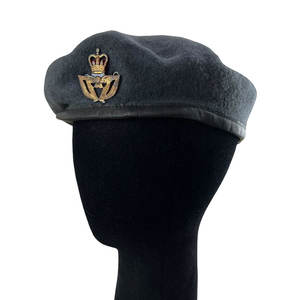 Nouveau design de bérets professionnels en gros à bas prix, bérets pour uniforme, équipement de bérets - Product Image 1