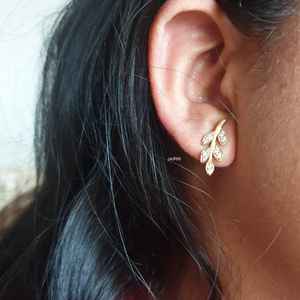 AD Pendientes de tuerca religiosos de moda con diseño de hoja de piedra Aro Patrón geométrico Perla Diamante para regalo de compromiso de fiesta de boda - Product Image 2