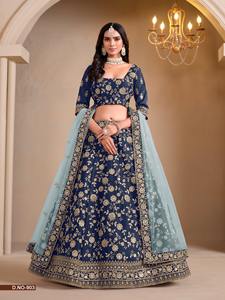 Desgaste de la boda de seda del arte del diseñador con bordado Lehenga Choli mujer moda fabricante de Surat - Product Image 6