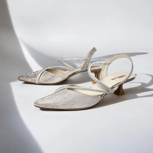 ปั๊มเจ้าสาวทรงเสน่ห์ตาข่ายประดับพลอยเทียม - Product Image 4