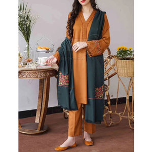Traje de Lujo de 3 Piezas, Shalwar Kameez de Primera Calidad para Mujer con Dupatta, Talla Adulto, Personalizable - Product Image 1