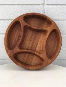 Plateau de service carré classique en bois peint à la main pour cadeaux - Product Image 3