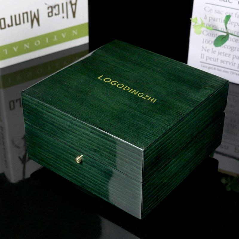 สีเขียว