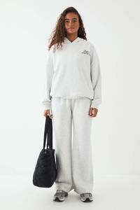 Logo personnalisé gris cendré Ensemble de survêtement à capuche 2 pièces pour femmes Sweat à capuche respirant et pantalon de survêtement Ensemble de survêtement 2 pièces - Product Image 6