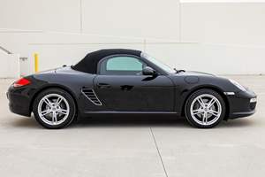 Porsche Boxster 2011 d'occasion, boîte de vitesses à 7 rapports, pack Sport Chrono Plus, provenance occidentale - Product Image 2