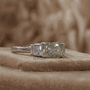 Bague de mariage 1.75 CT blanc cassé émeraude et diamant taille baguette 5 pierres style broche ronde - Product Image 5