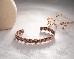Nouveau bracelet en cuivre de luxe - Product Image 2