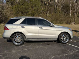 Mercedes-Benz Clase M ML 350 BlueTEC 2014 Usado en Buen Estado - Product Image 5