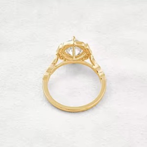 Bague de mariage de haute qualité 1.50 CT coussin et cluster Halo coupe carrée Original Moissanite bague en diamant cadeau pour les femmes - Product Image 3