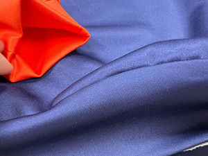 Sweat à capuche en jersey confortable pour hommes au design unisexe pour toutes les saisons personnalisé avec le nom de l'équipe de hockey sur glace OEM à la mode pour la superposition - Product Image 5