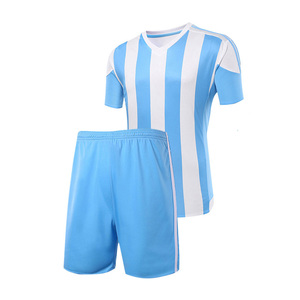 Uniforme de fútbol de poliéster 100% de alta calidad al por mayor, personalizado por sublimación y diseño, camiseta de fútbol americano con su propio diseño - Product Image 5