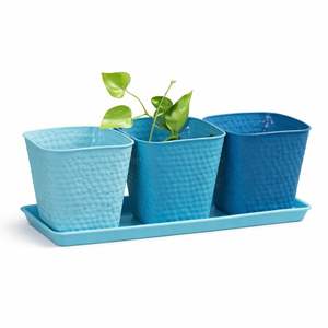 Elegante Juego de Macetas de Metal Azul con Acabado Texturizado, Bandeja de Goteo Incluida, Diseño Ligero para Decoración de Interiores y Exteriores del Hogar - Product Image 1