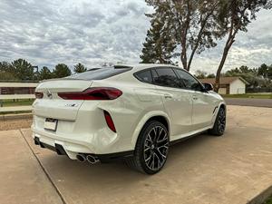 BMW X6 M 2022 USADO, Volante a la Izquierda/Derecha - Product Image 3