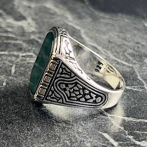 Anillo de Plata Hecho a Mano con Incrustaciones de Ágata Verde, Diseño Elegante, Anillo Grabado, Piedra de Ágata Natural Única, Idea de Regalo para Novio - Product Image 4