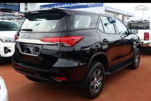 สำหรับรถยนต์ฟอร์จูนเนอร์ GX SUV 6 ที่นั่ง พวงมาลัยซ้าย ตัวท็อป ปี 2024 ไม่เคยเกิดอุบัติเหตุ พร้อมการรับประกัน - Product Image 2