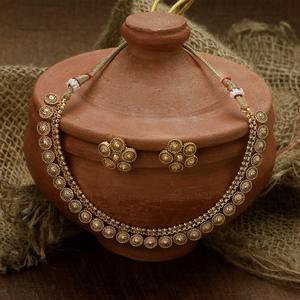 Ensemble de collier traditionnel en laiton le plus vendu avec boucles d'oreilles, parfait pour les mariages de fête et les fonctions ethniques de l'Inde - Product Image 3