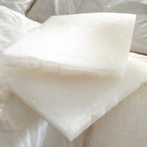 Cire de paraffine chinoise à prix compétitif 58/60 entièrement raffinée, point de fusion 70/75/80, indice cristallin 80/95%, teneur en huile 0,5% - Product Image 5