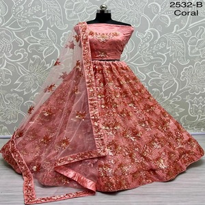 Vêtements de mariage de créateur de qualité supérieure, tenue occasionnelle, filet lourd avec broderie, fourniture d'usine en gros Lehenga Choli - Product Image 1