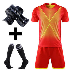 Uniforme de entrenamiento por sublimación para hombre, uniforme de entrenamiento personalizado, servicio OEM de EE. UU., 100% poliéster, ropa deportiva para uniforme de fútbol de equipo de club - Product Image 1