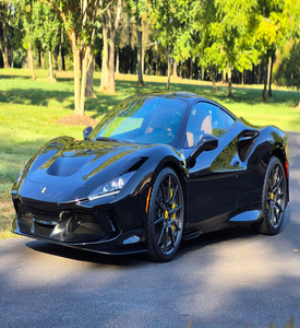 Ferrari F8 Tributo USADO de 2022 - Product Image 1