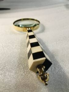 Lupa de latón Vintage antiguo con mango de resina resistente, artesanías de Metal de mano en blanco y negro para uso marítimo - Product Image 5