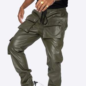 Pantalones Cargo duraderos para hombre: Pantalones multibolsillos cómodos y elegantes para uso informal y al aire libre - Product Image 3