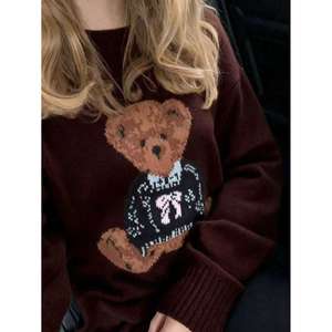 เสื้อสเวตเตอร์ถักแขนยาวคอกลมลายหมีสีขาวสำหรับผู้หญิง - Product Image 3